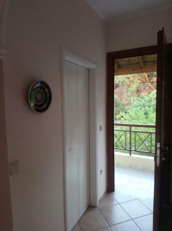 Areti'S Apartment Agios Georgios Pagon Esterno foto